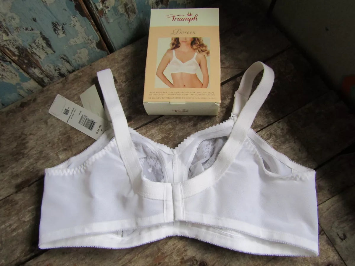 TRIUMPH DOREEN bra ( sale price for limited time)